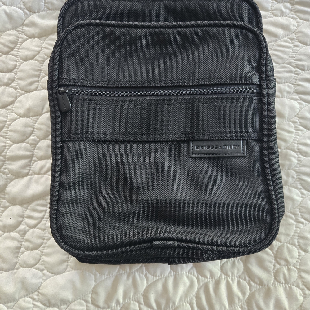 Briggs & Riley Black Compact Crossbody Organizer Pouch